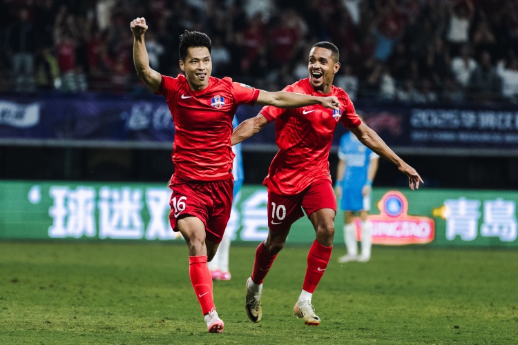 状态很火热！杨超声新赛季3场3球，与4名外援并列射手榜头名